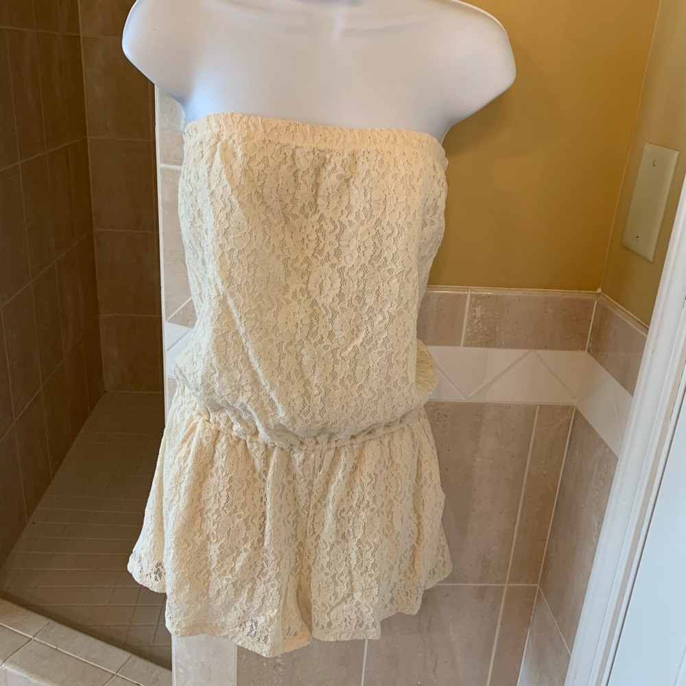 Hollister Lace Romper Outfit